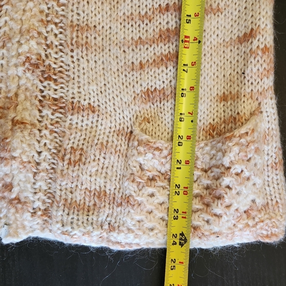 Vintage Handmade Peach Cardigan Sweater Cottagecore Academia Winter Preppy 90s - Picture 8 of 9
